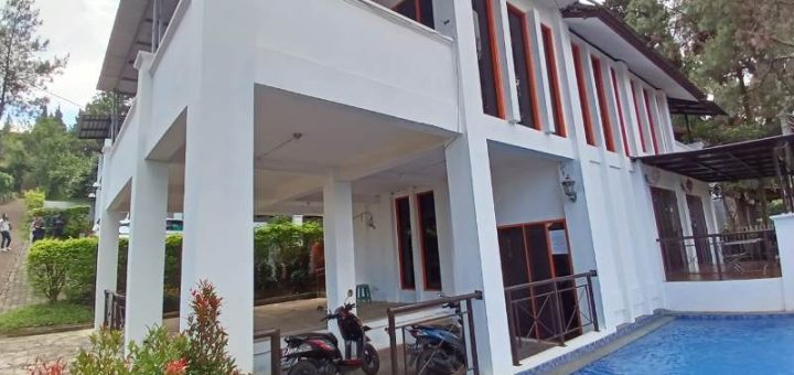 Info Sewa Villa Phoenix di Istana Bunga, Lembang