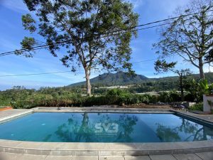 Villa Istana Bunga Lembang untuk 70 Orang Pilihan Nyaman untuk Rombongan Besar