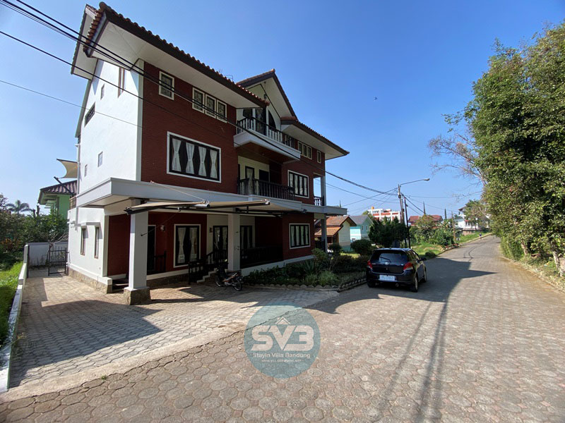 Villa Wasirin Pilihan Untuk Rombongan 60 Orang di Lembang